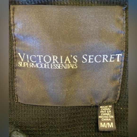Victoria's Secret Supermodel Essentials Black Hooded Sleep  Shirt Ladies Med - Picture 4 of 12